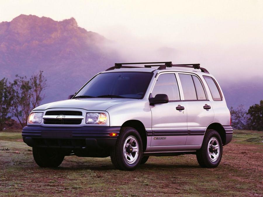  Chevrolet Tracker 1999 года  (фото 12 из 22)